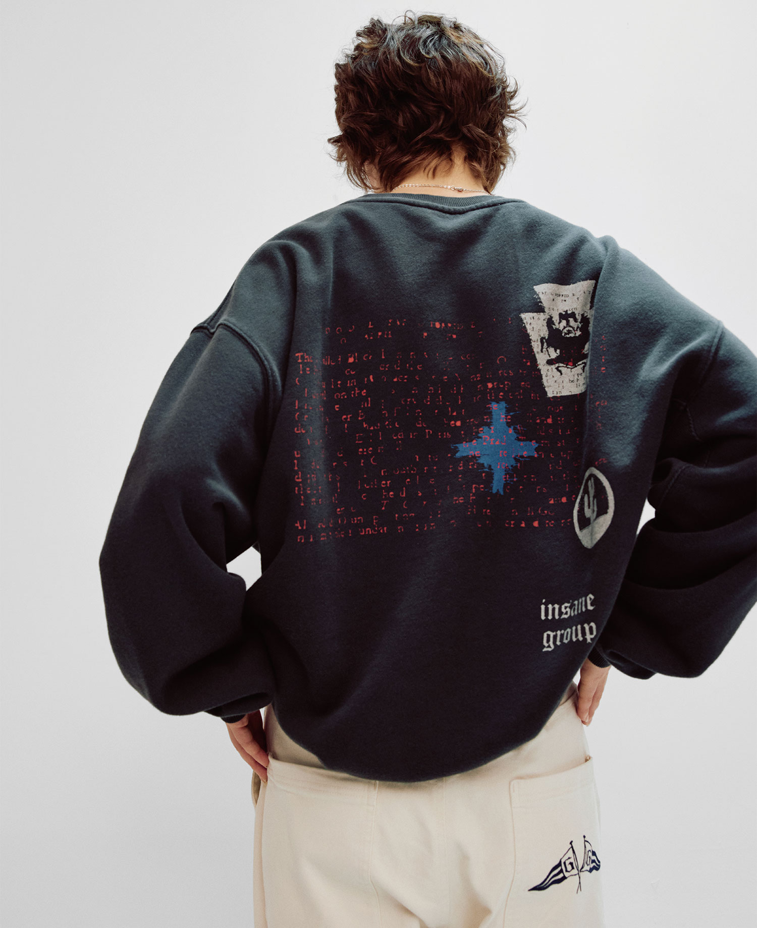 INSANE GRAPHIC SWEAT SHIRT_WASHED BLACK