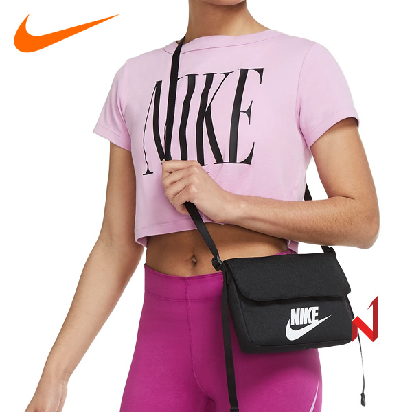 2024나이키 가방 푸츄라 365 크로스바디 백 CW9300-010 여성
