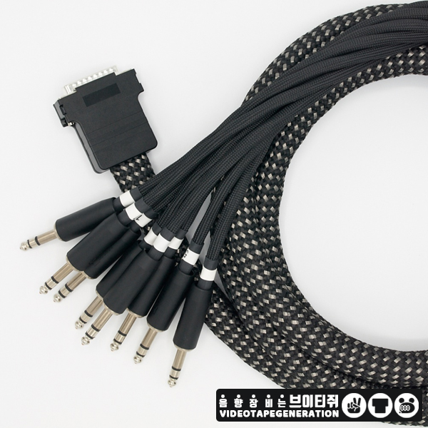 VOVOX SONORUS MUCO (8X TRS M - DB25) (TASCAM) 보복스 소노러스 뮤코 D-Sub 케이블