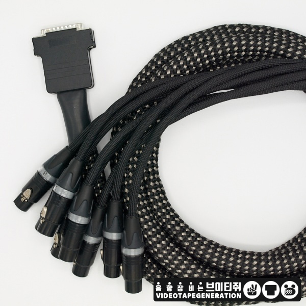 VOVOX SONORUS MUCO (8X XLR F - DB25) (TASCAM) 1m 보복스 소노러스 뮤코 D-Sub 케이블