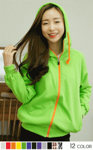 특양면터틀넥배색후드집업