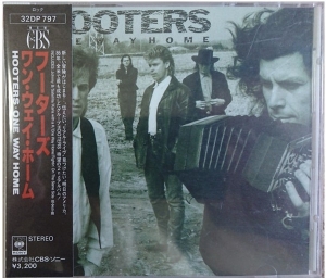 HOOTERS / One Way Home (USED)