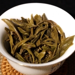 백차코리아 2017년 운남성 생차 고차수 고수차 박하당 357g 병차