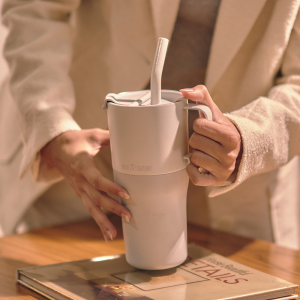라이즈 보온보냉 핸들 텀블러 769ml 베얼리블루