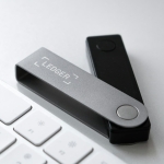 [입고완료, 즉시출고] Ledger Nano X 하드웨어지갑 프랑스 본사 오리지날 정품