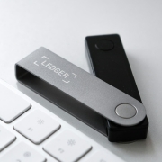 [입고완료, 즉시출고] Ledger Nano X 하드웨어지갑 프랑스 본사 오리지날 정품