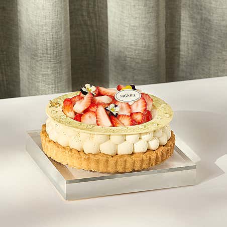 패스트리 살롱의 호텔이용권 &ndash; [시그니엘 부산]딸기 타르트