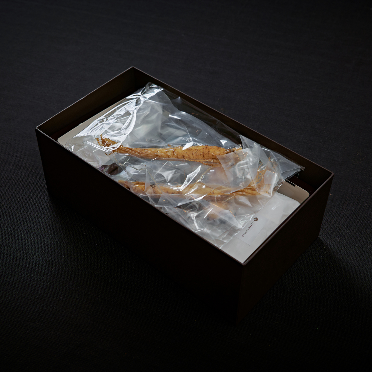 델리카한스의  – 롯데호텔 토종 한방 삼계탕 선물세트_1