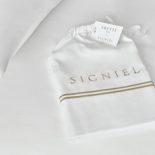 프레떼 포 시그니엘의 프레떼 포 시그니엘 – 거위털 베개 │ 커버 별도_2