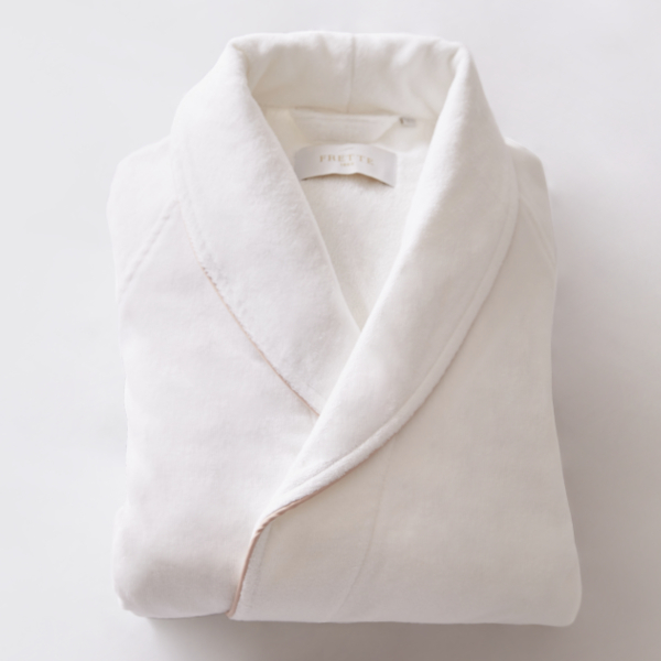 프레떼 포 시그니엘의 프레떼 포 시그니엘 – 배스 로브(L)