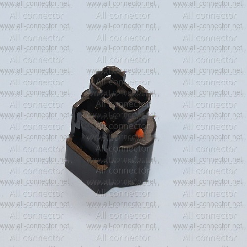 MG643744-5