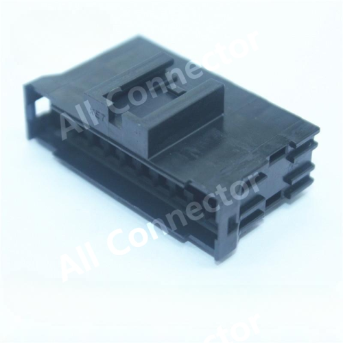 MG621818-5