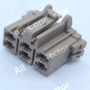 MG610885-7