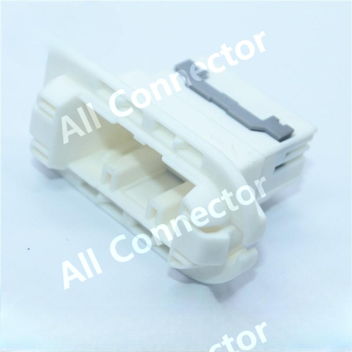 MG645749