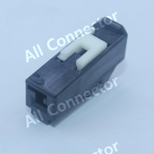MG651194-5