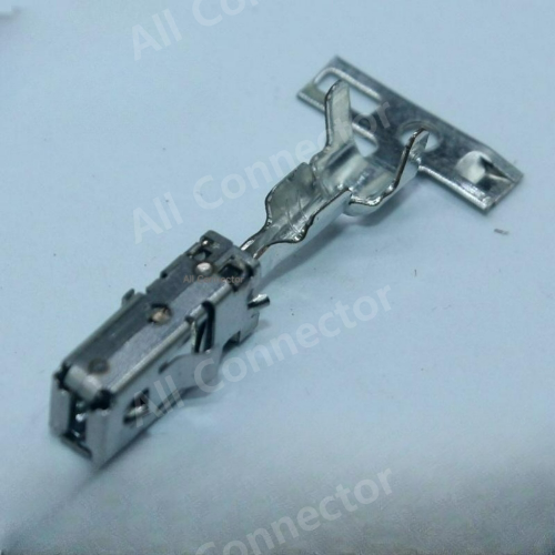 1 928 498 056