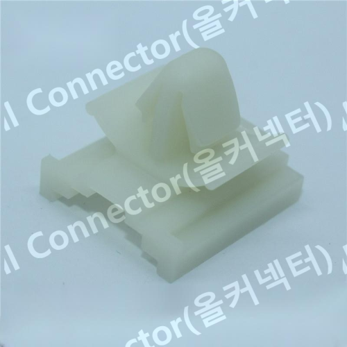 MG631136