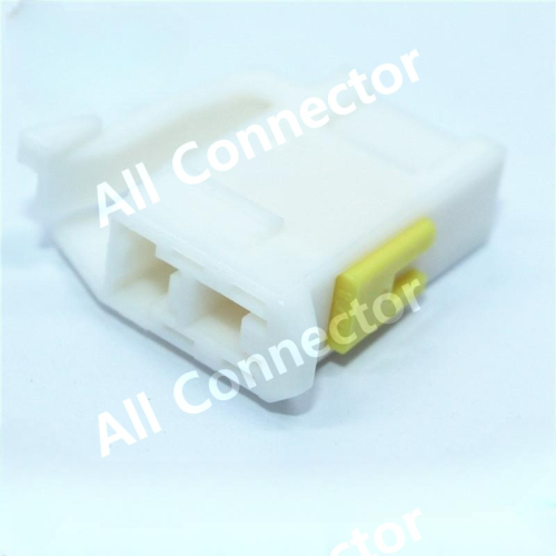 MG651759