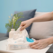 리앤웰 퀵드라이 일회용 위생타올 (15매) 일회용수건 병실수건 간병수건 환자목욕용품  일회용타올 입원준비물 페이스타올