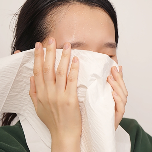 리앤웰 소프트케어 페이스타올 (100매입) 일회용수건 병실수건 간병수건 환자목욕용품핸드타올 입원준비물 퀵드라이타올 병원수건