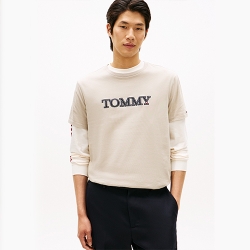 타미힐피거 맨 레귤러핏 그래픽 로고 티셔츠 XM06457-252
