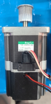 SANYO DENKI 103H7832-10B2 Stepper Motor