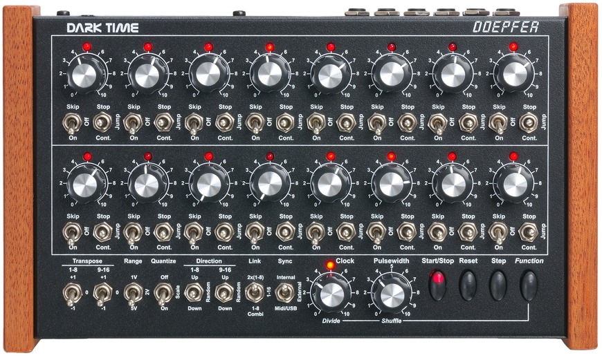 DARK TIME CV / Gate Analog Sequencer with Red LEDs