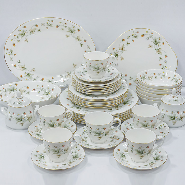 영국산 로얄덜튼 스트로베리 크림 6인그릇세트