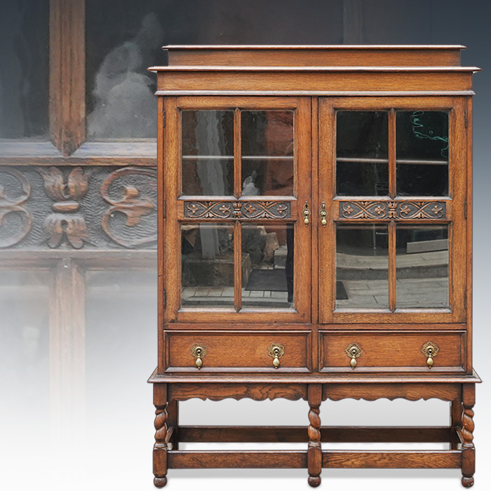 영국산 엔틱 오크조각 트위스트 양문장식장