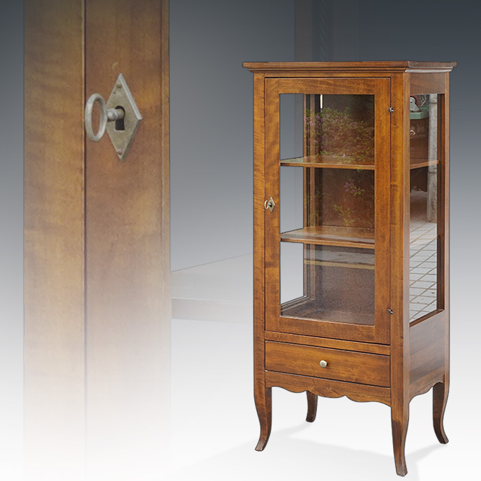 이태리산 고급원목 낮은 장식장