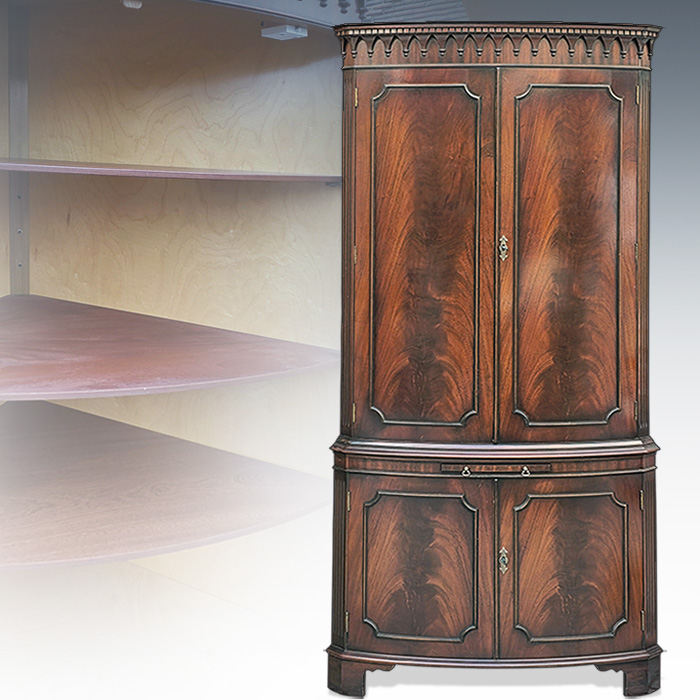 영국산 엔틱 마호가니 우드도어 코너장식장(조명등)