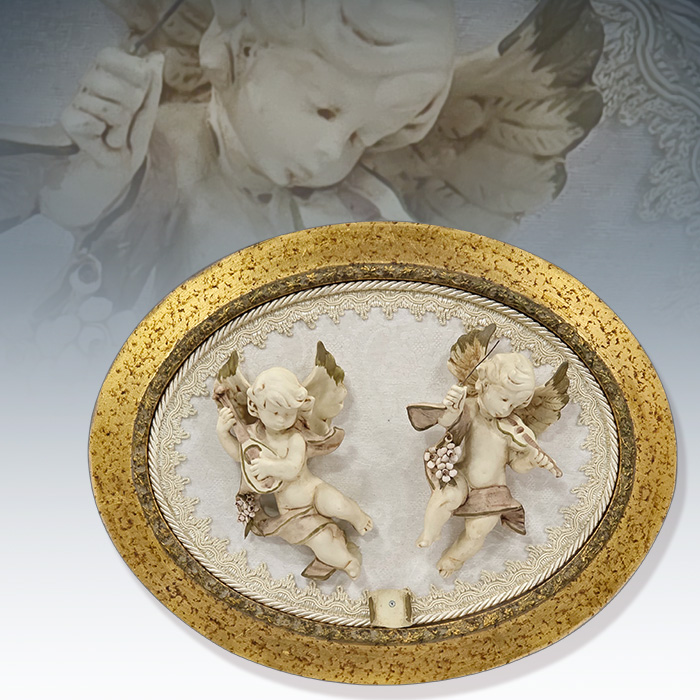 이태리산 카포디몬테 도자기 천사 부조물 액자