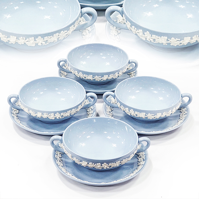 영국산 웨지우드 퀸즈웨어 크림온라벤더 양손스프볼세트