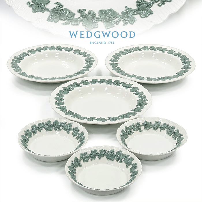 영국 웨지우드 퀸즈웨어 쉘타입 셀라돈 온크림 그릇세트