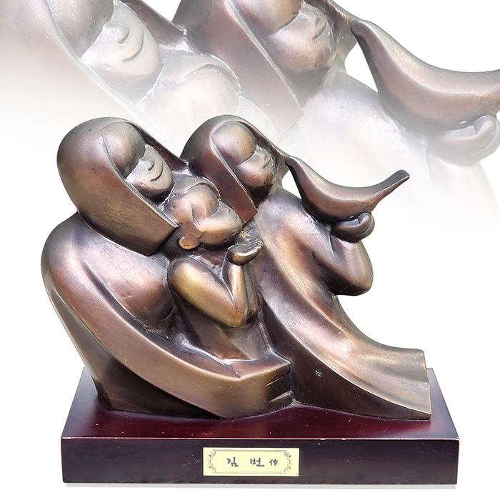조각가 김번 브론즈 작품(우드다이)