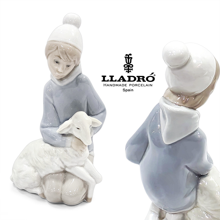 스페인 야드로 피겨린 Shepherd with Lamb #4676