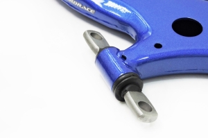 FRONT LOWER CONTROL ARM / Harden Rubber Equipped. 2 PCS/SET : Q0012