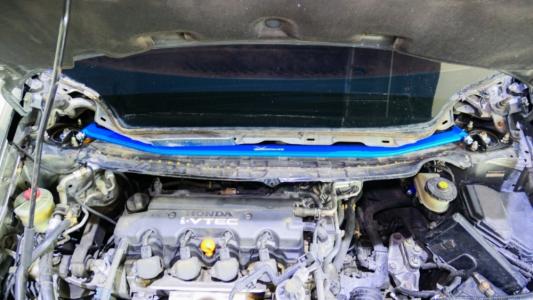 FRONT STRUT BRACE : Q0354