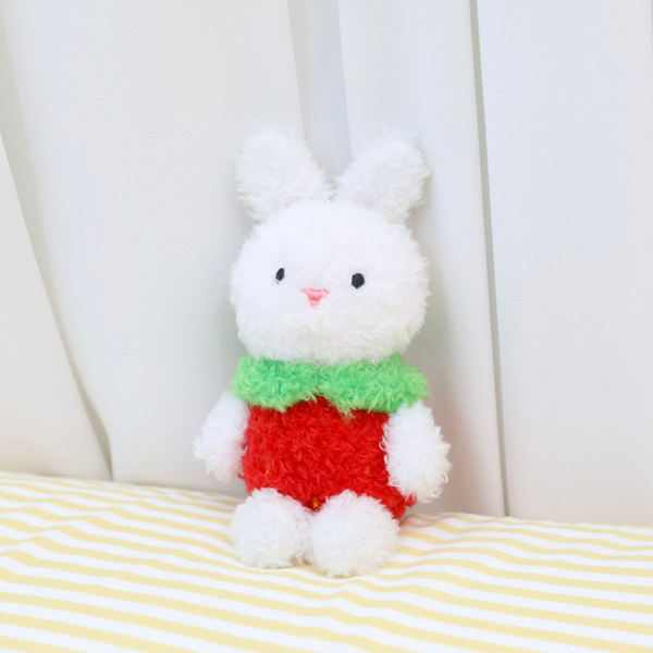 딸기 토끼 키링 12cm